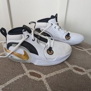 Nike zoom crossover tennis shoes